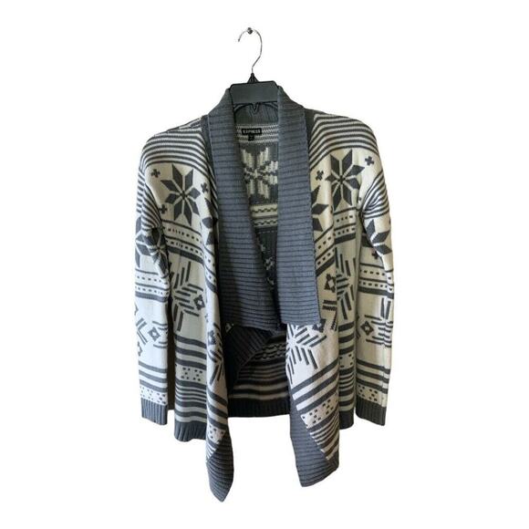 Express Cardigan Womens Small Petite Snowflake Isle Pattern Merino Wool Sweater - Picture 3 of 10